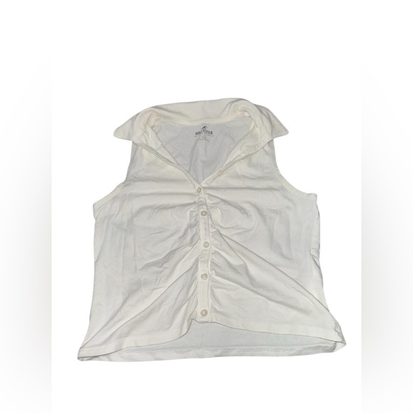 Hollister Tops - Hollister Cropped White Button-Up Shirt